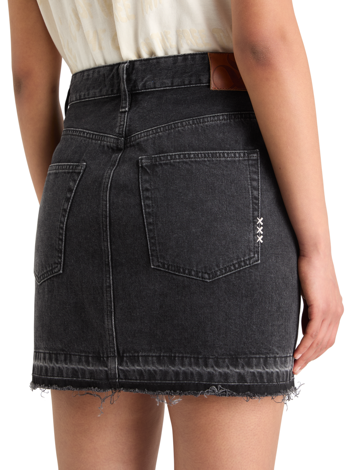 WASHED BLACK DENIM MINI SKIRT WITH CARGO POCKETS