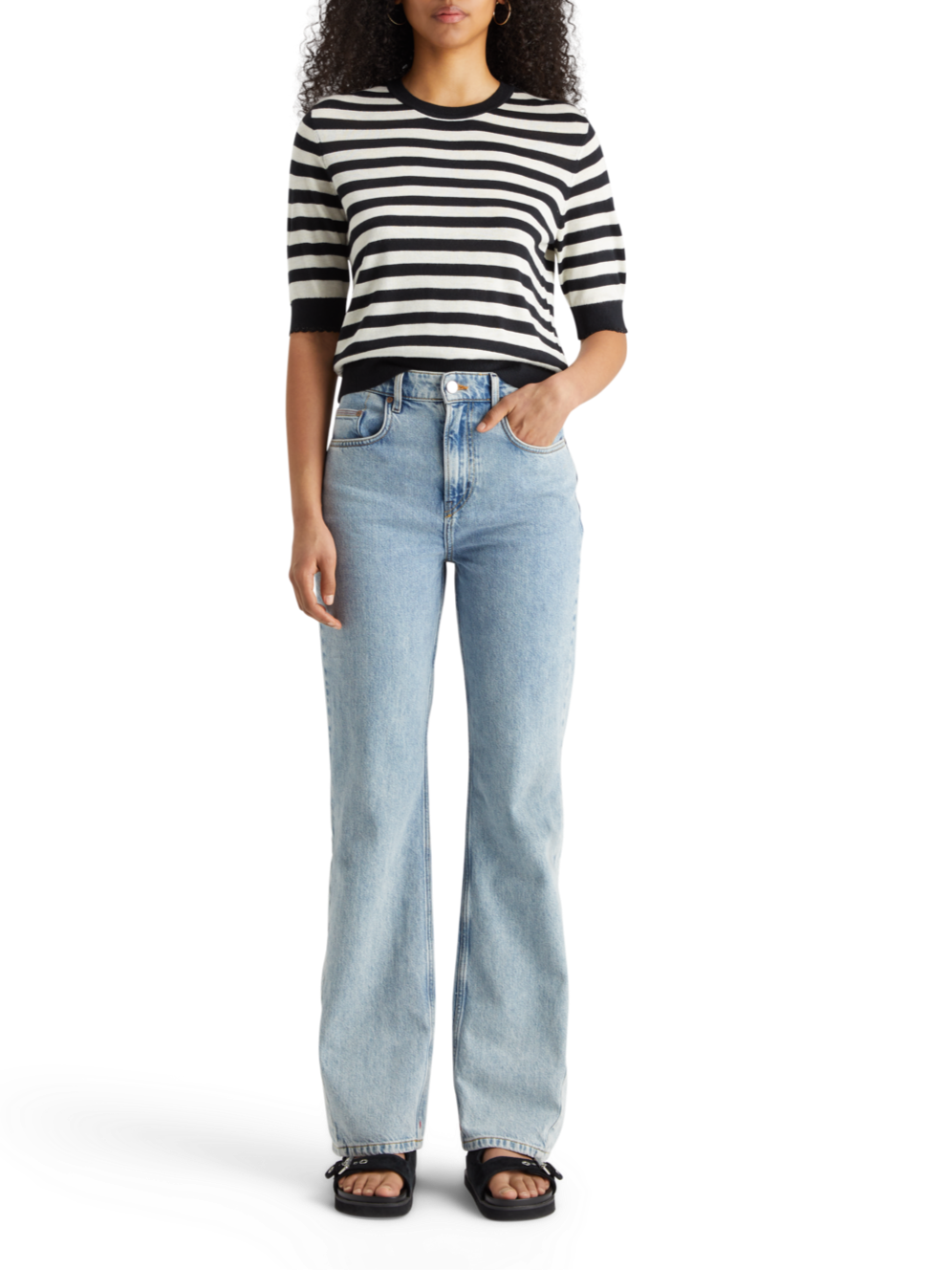 CREW NECK SHORT SLEEVED PULLOVER