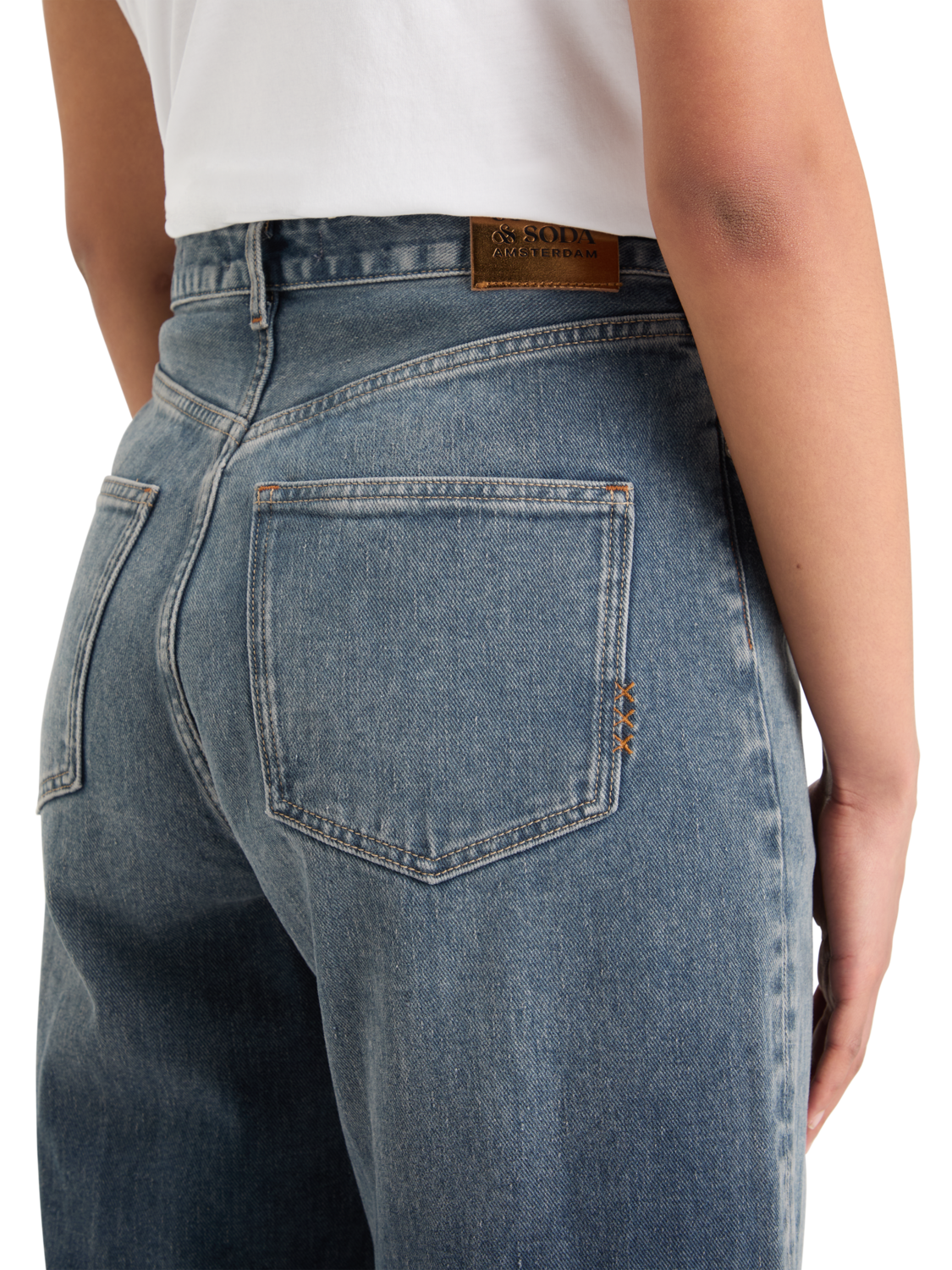THE TIDE BALLOON FIT JEANS  HITCHHIKER