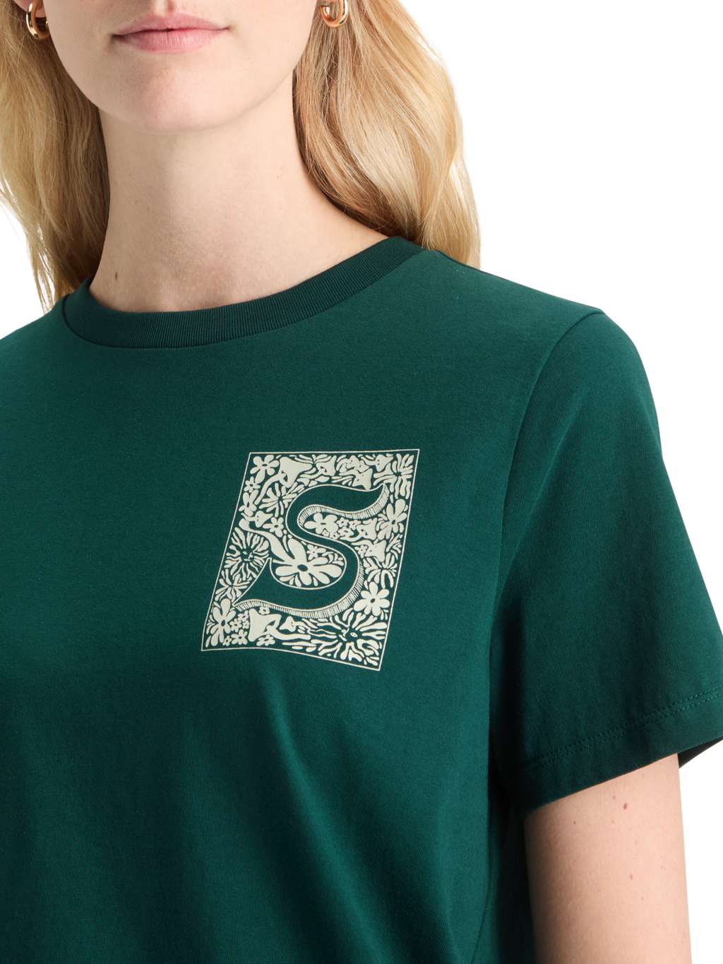 CHEST ARTWORK REGULAR FIT T-SHIRT