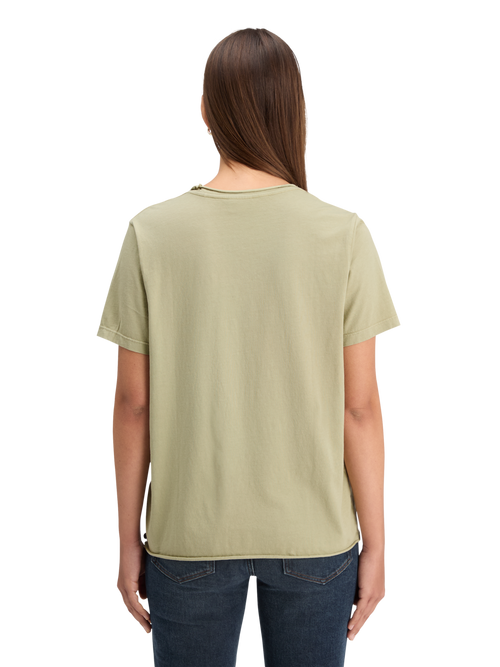 WASHED WITH CHEST ARTWORK RELAXED FIT T-SHIRT