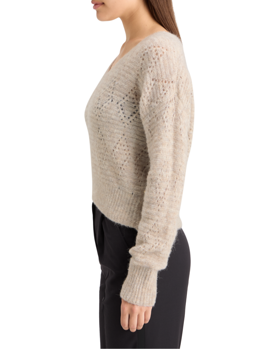 BOUCL V-NECK RELAXED PULLOVER