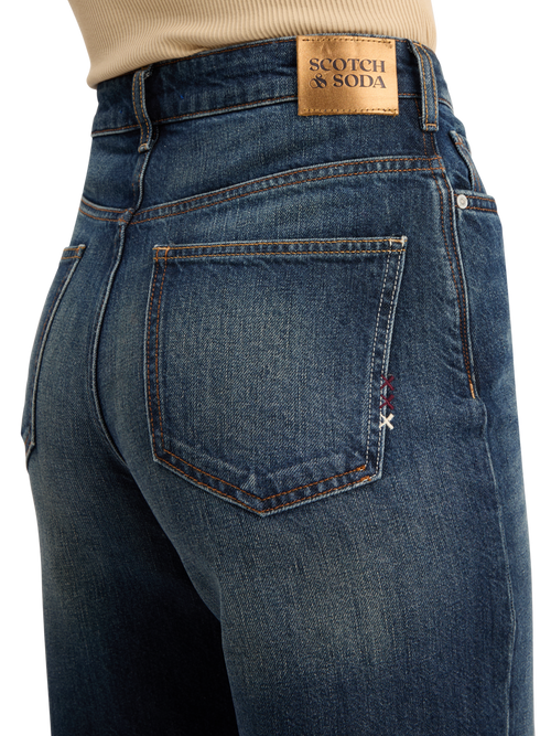 THE RIPPLE AUTHENTIC STRAIGHT JEANS  LUX BLUE