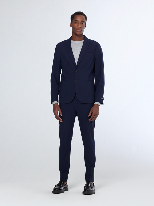 CORE - UNCONSTRUCTED PEAK LAPEL COOL-WOOL BLAZER