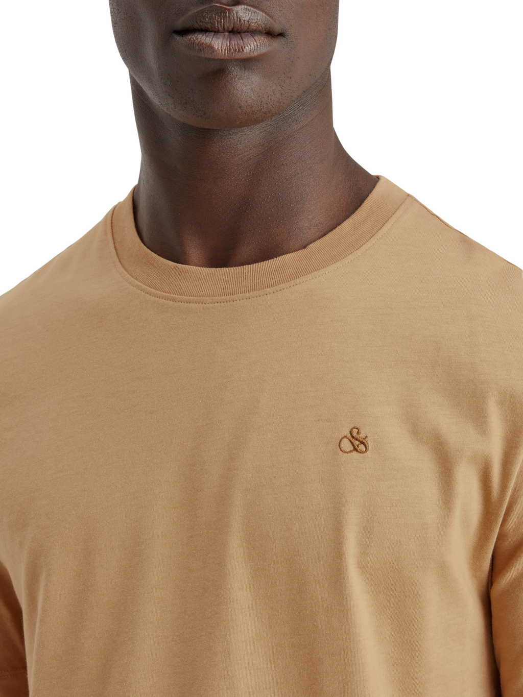 REGULAR FIT ESSENTIAL LOGO T-SHIRT