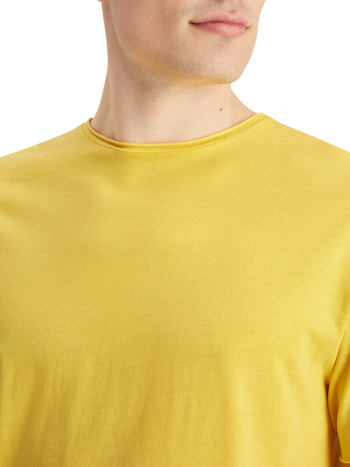 RELAXED FIT RAW EDGE T-SHIRT