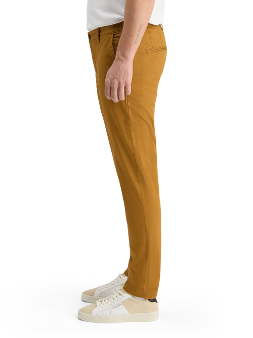 MOTT- STRETCH COTTON TWILL CHINO