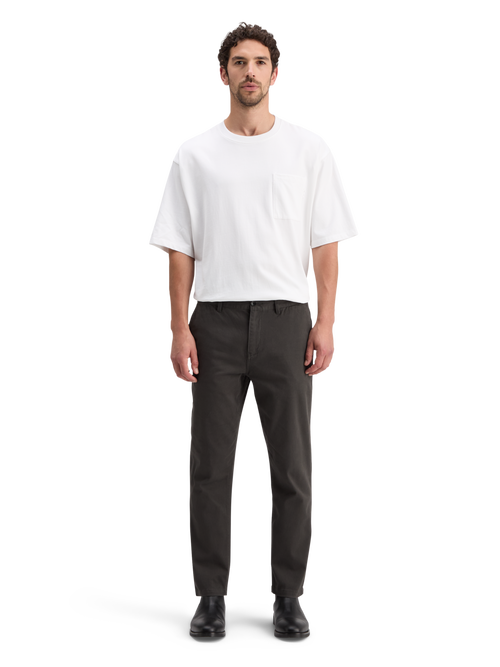 ESSENTIAL DRIFT - REGULAR-TAPERED TWILL CHINO