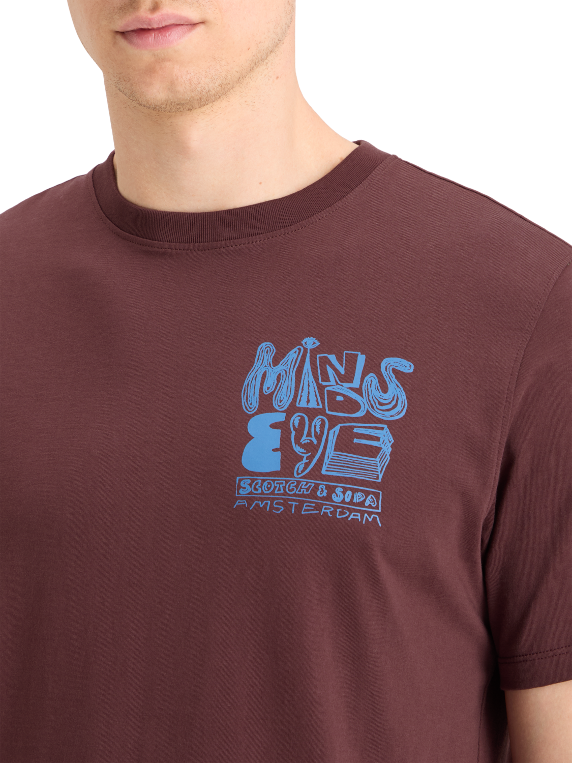 CHEST ARTWORK T-SHIRT