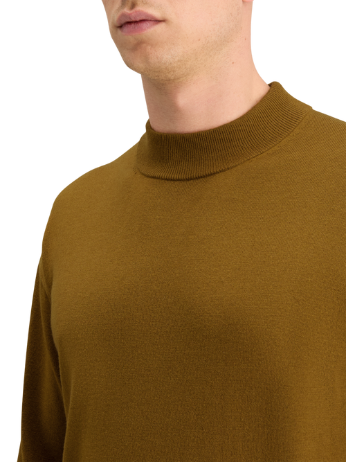 DROPPED SHOULDER MOCK NECK SWEATER