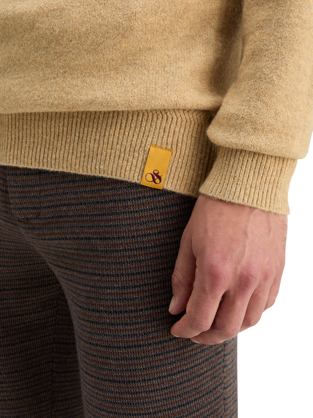 SOFT KNIT REGULAR FIT SWEATER