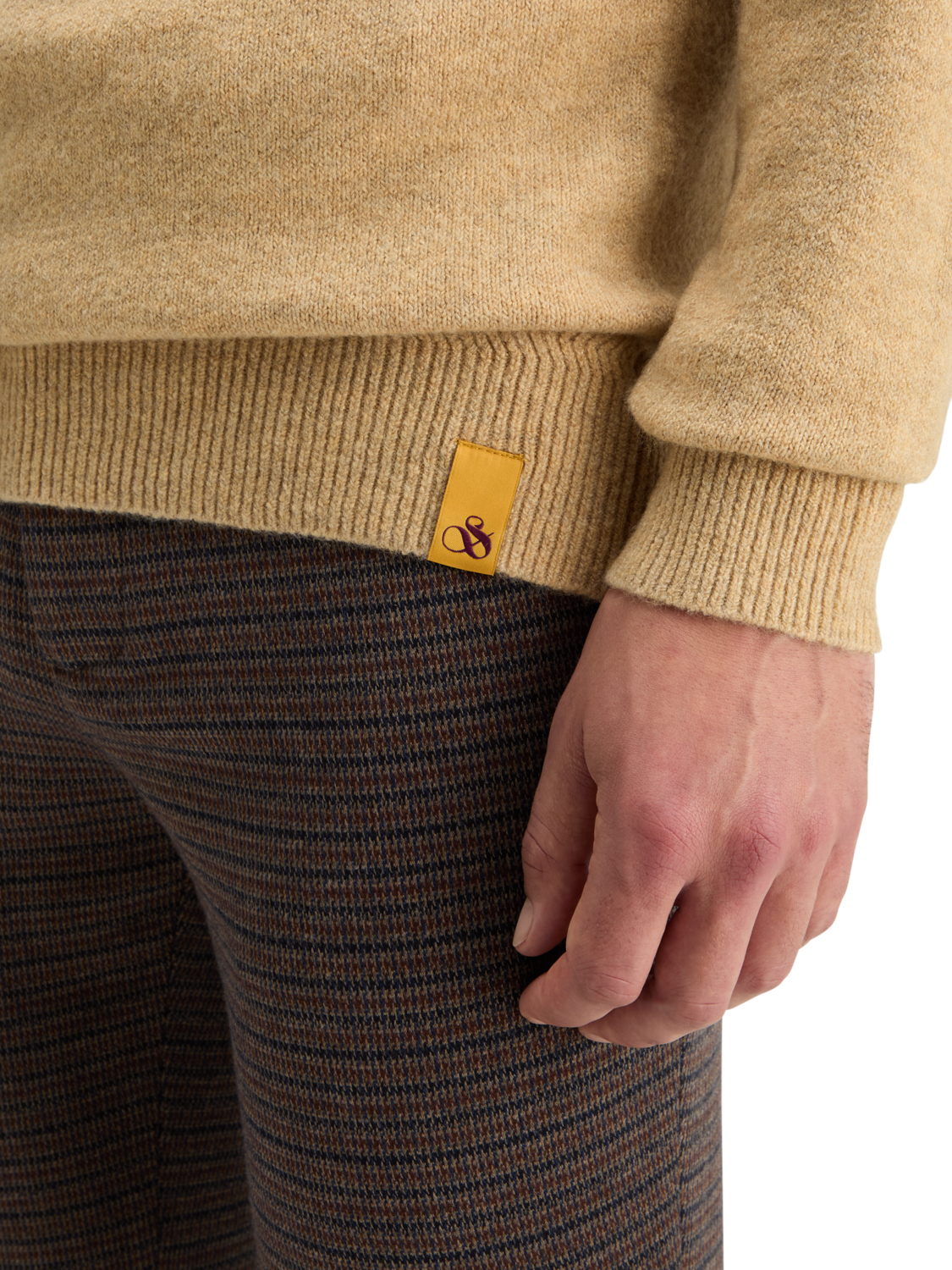 SOFT KNIT REGULAR FIT SWEATER