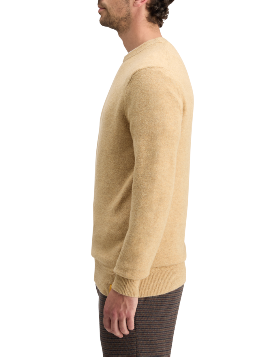 SOFT KNIT REGULAR FIT SWEATER