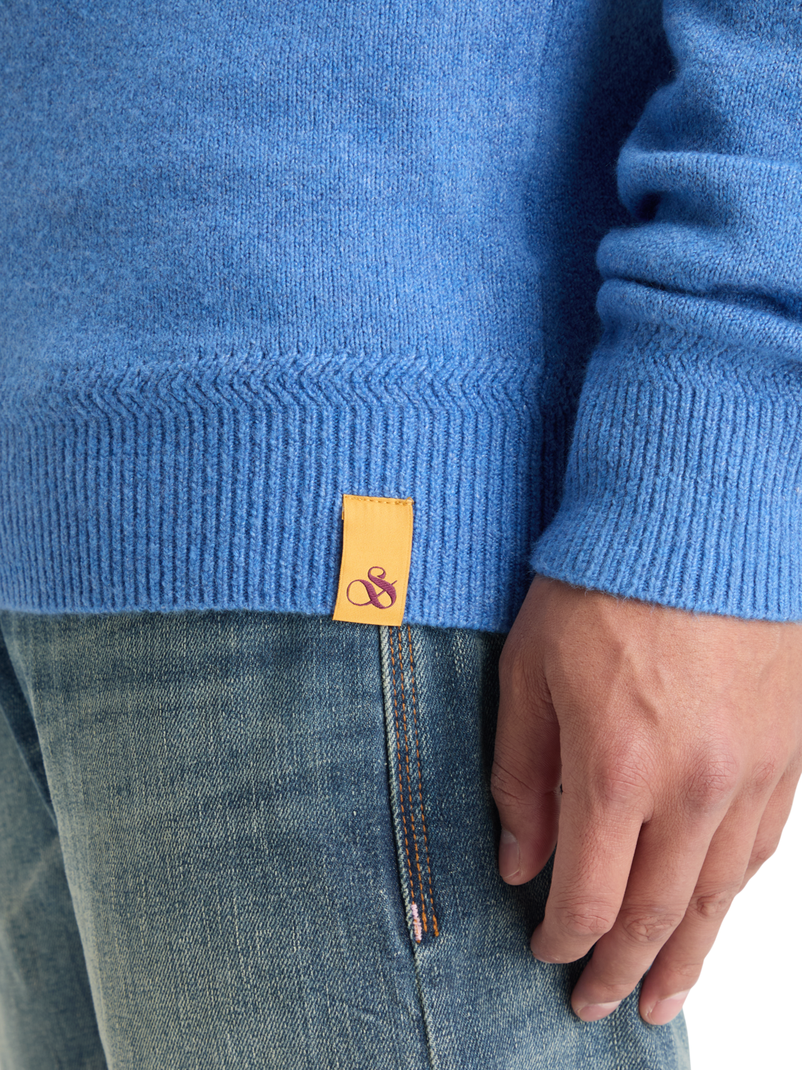 SOFT KNIT REGULAR FIT SWEATER