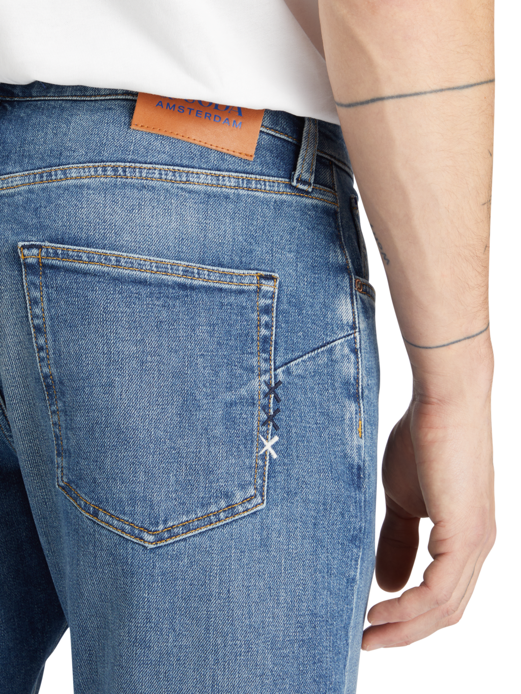 CORE THE ZEE STRAIGHT FIT JEANS   BLUE MOVES