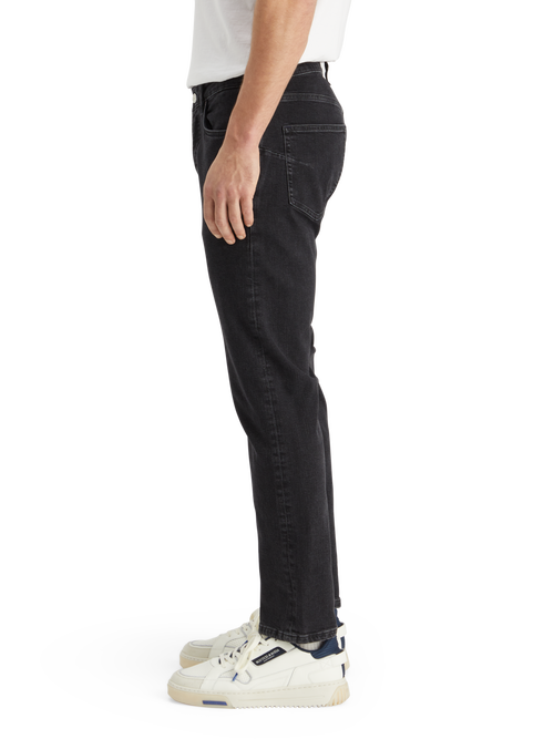 CORE THE ZEE STRAIGHT JEANS   CITY BLACK