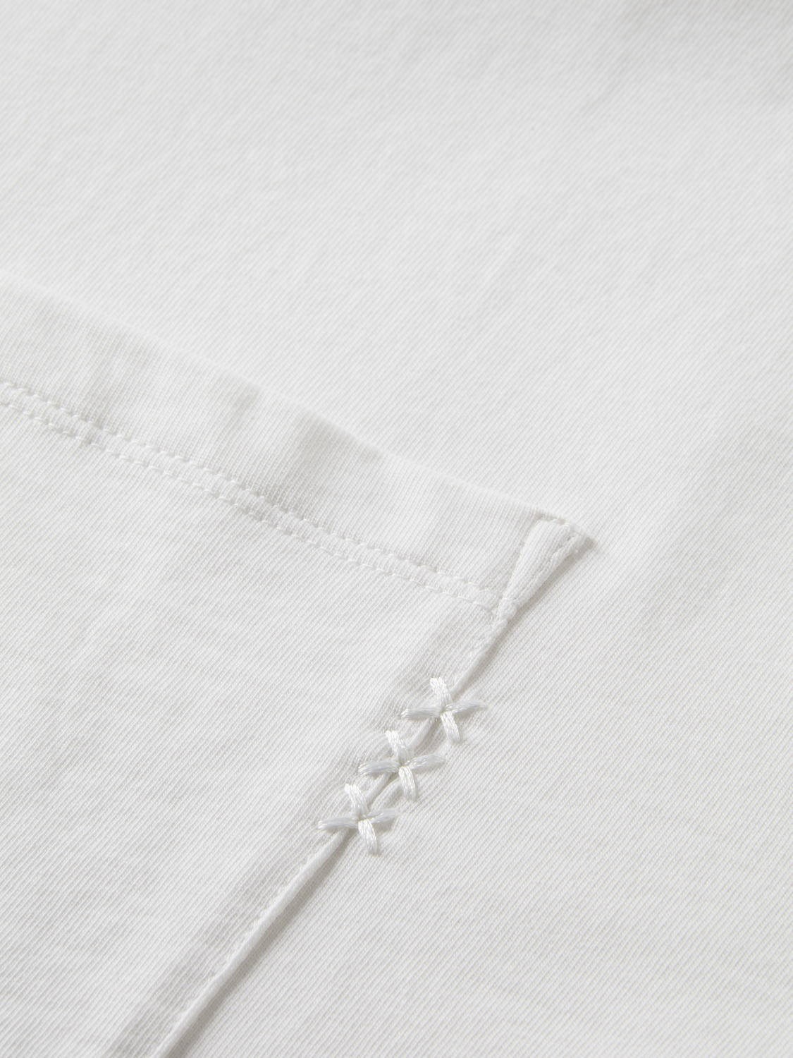 Essentials 3 CROSSES LOOSE POCKET T-SHIRT - WHITE