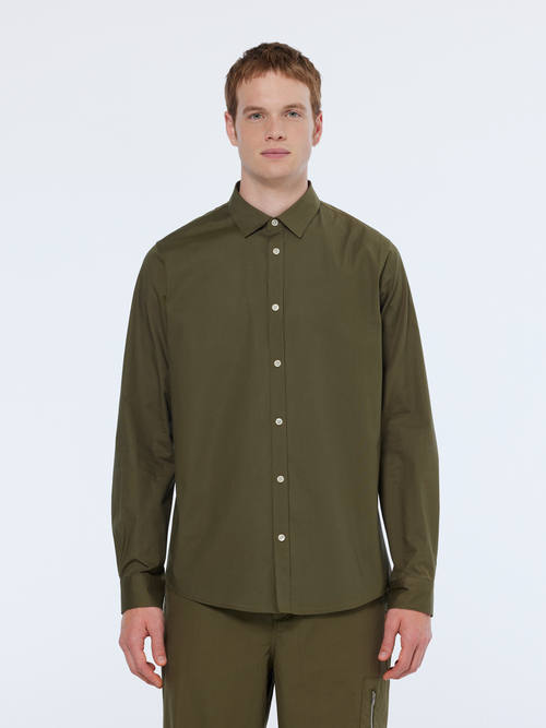 Seasonal core - Slim fit solid poplin shirt