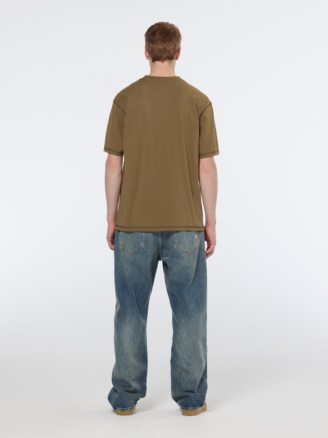 Seasonal Essential logo t-shirt