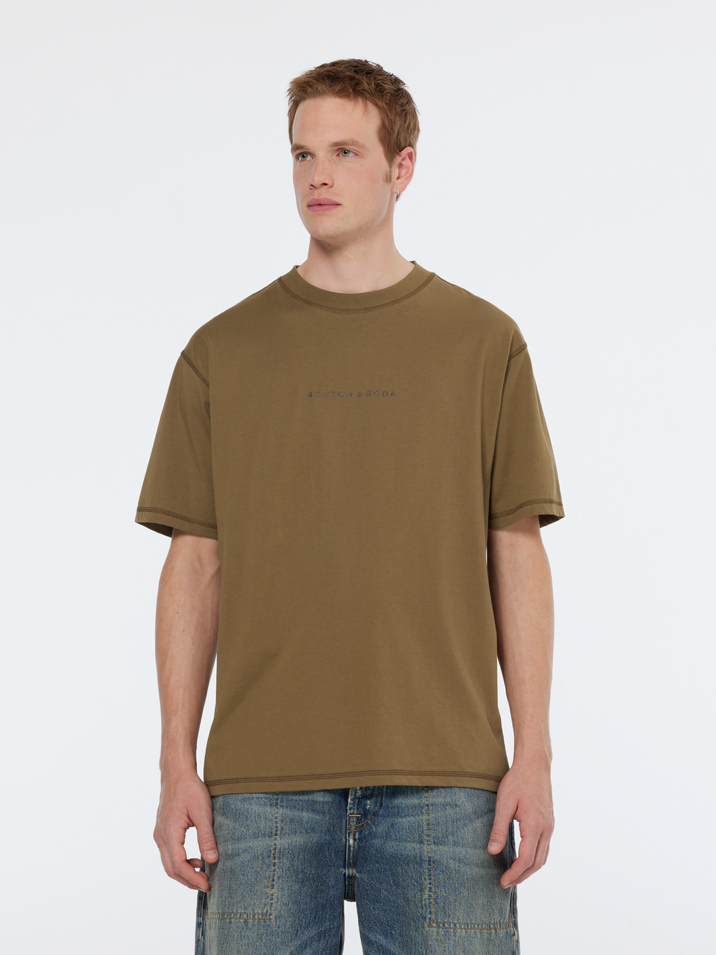 Seasonal Essential logo t-shirt