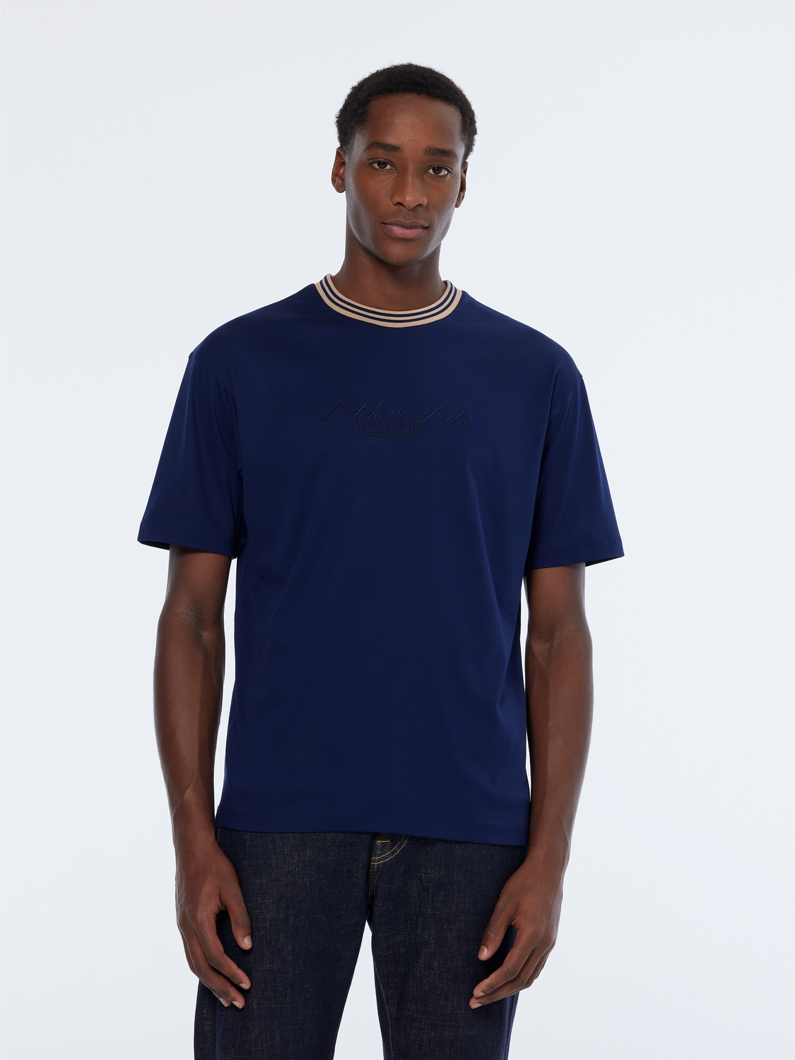 Chic varsity relaxed t-shirt
