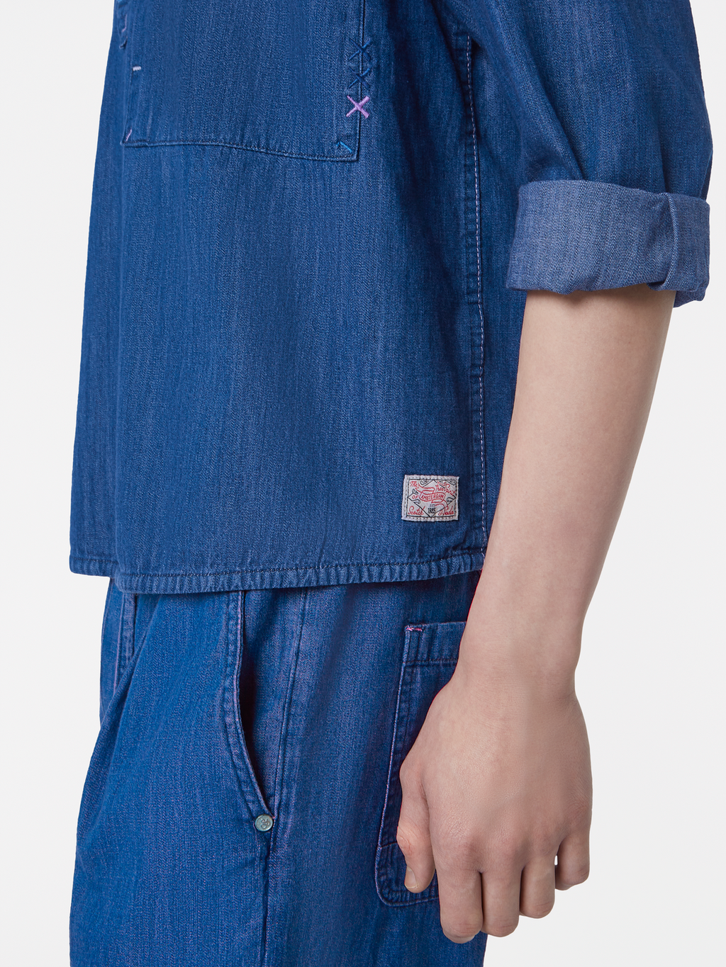 Popover workwear shirt in lightweight denim quality