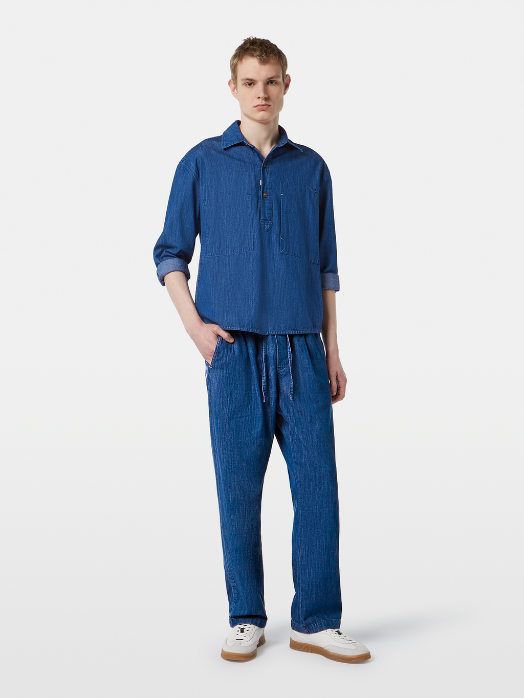 Popover workwear shirt in lightweight denim quality