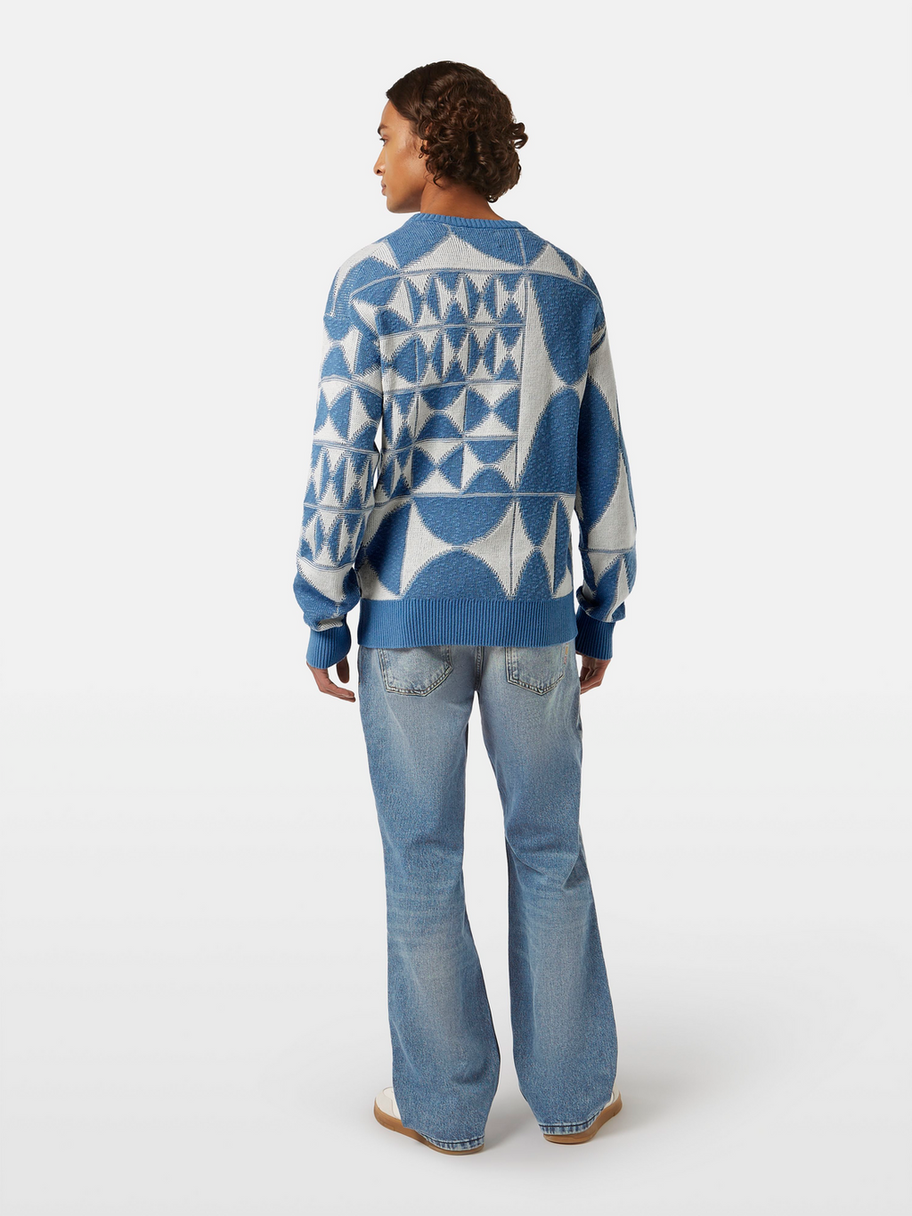 Textured jacquard crewneck