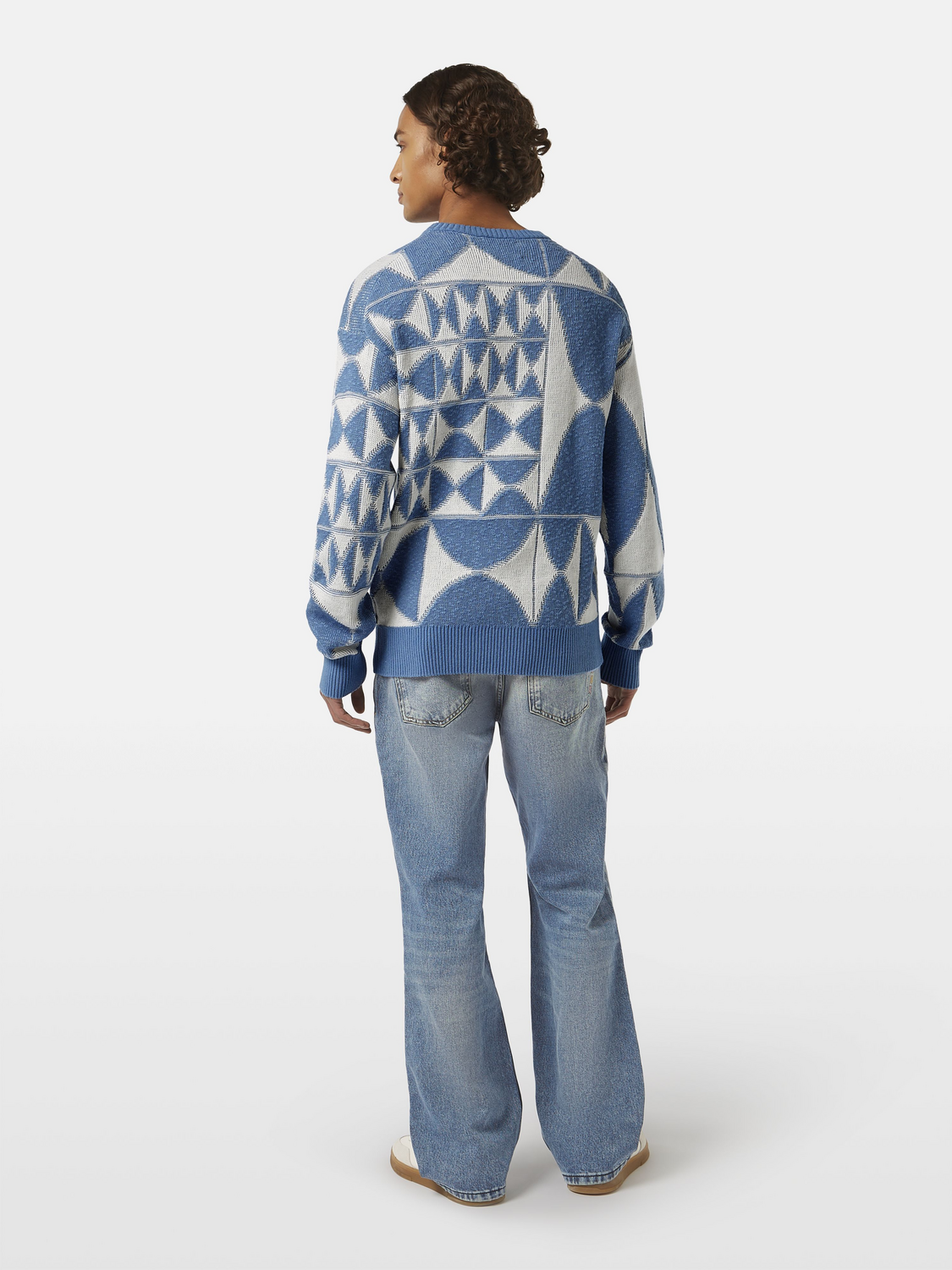 Textured jacquard crewneck