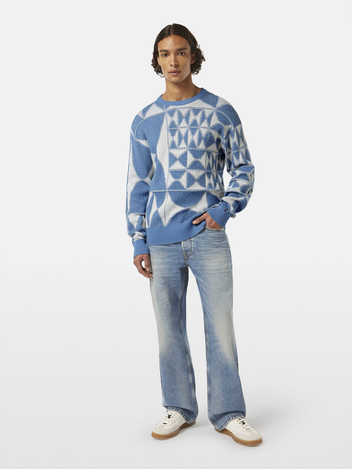 Textured jacquard crewneck