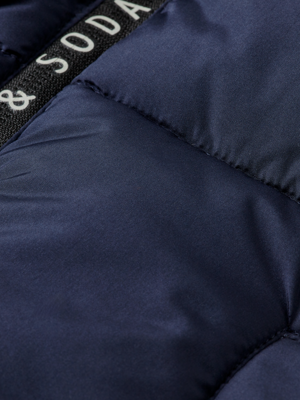Boys Short hooded puffer jacket