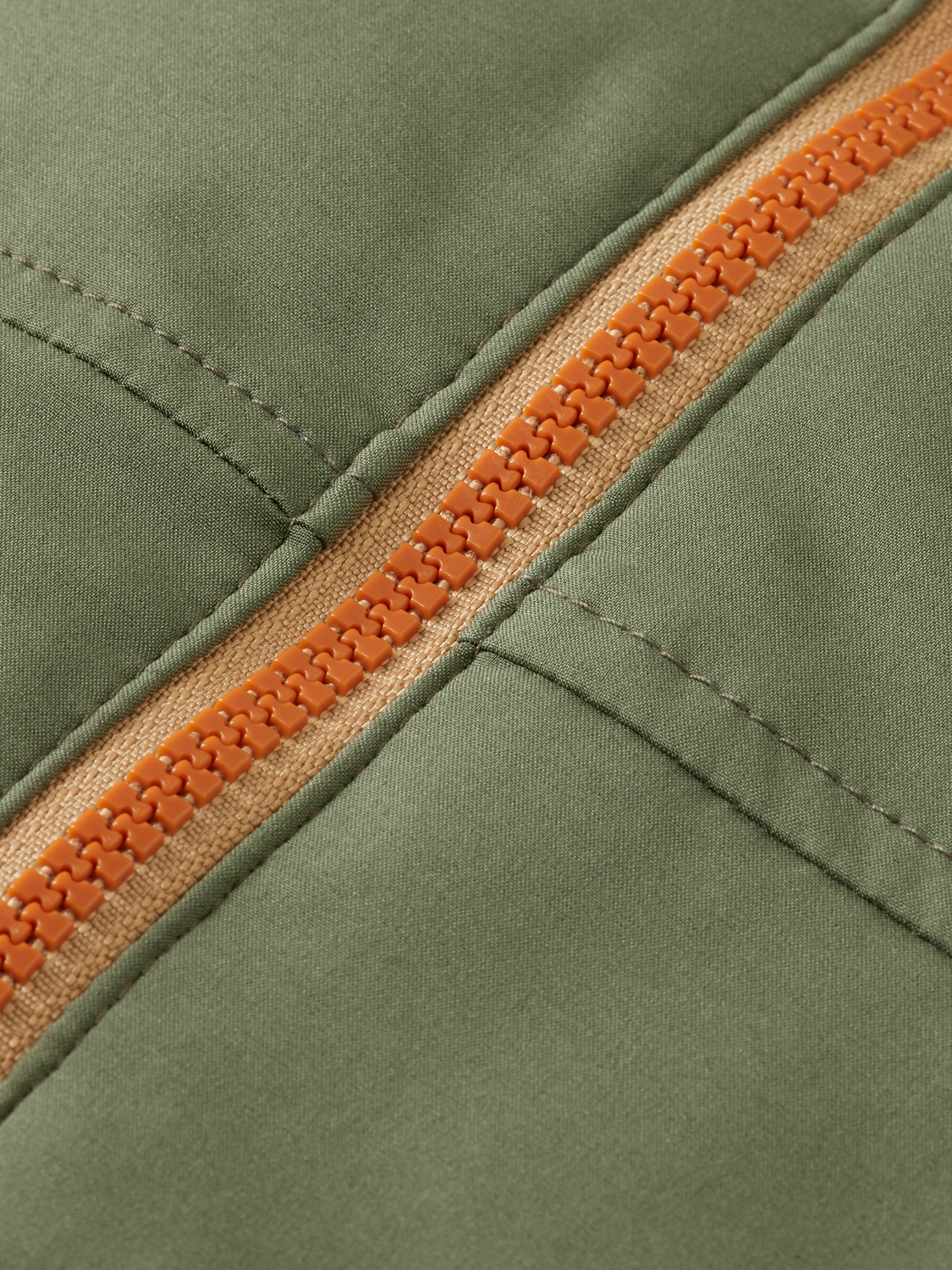 Hooded softshell padded jacket