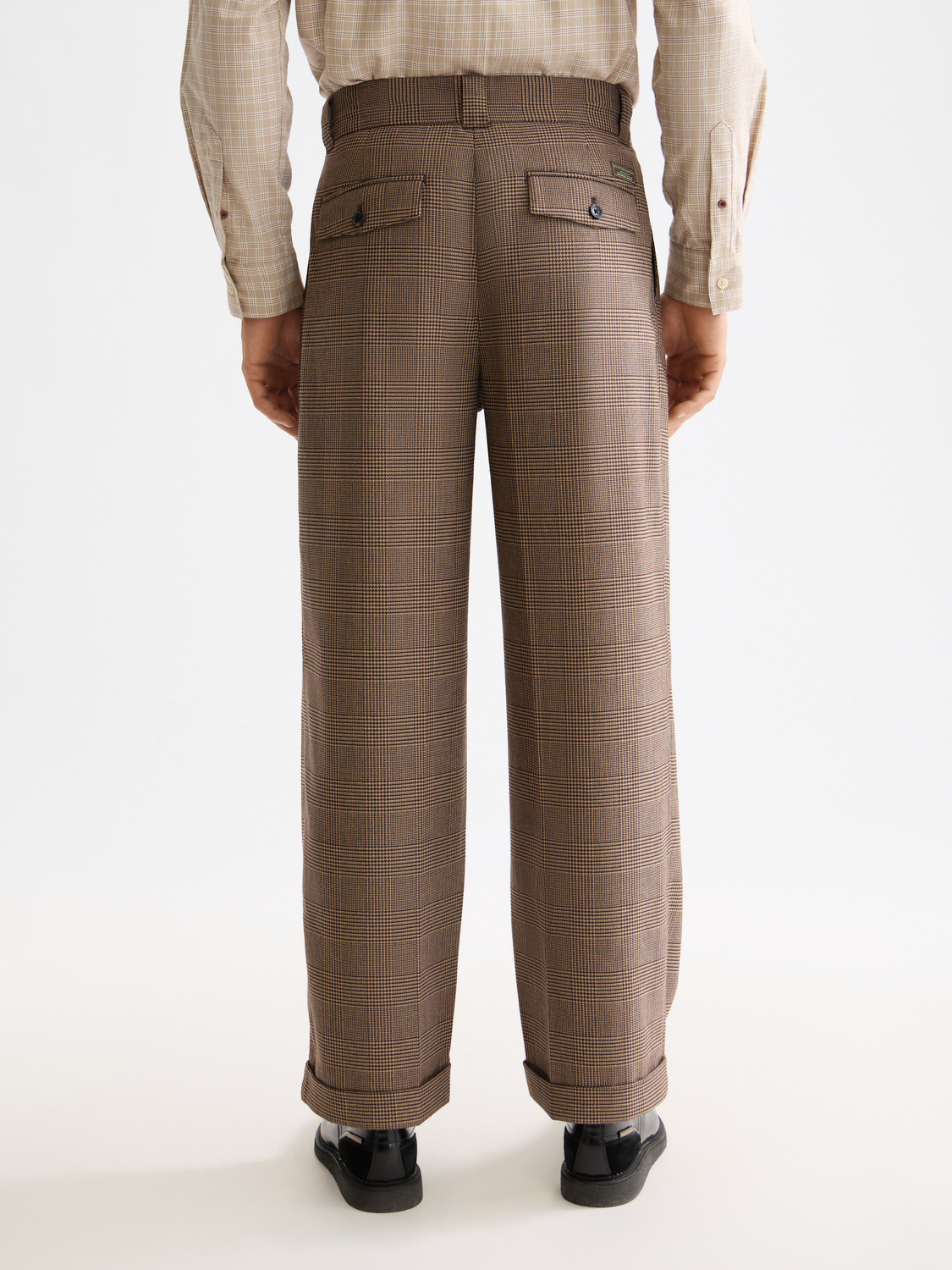 Checkered wool-blend pleated baggy chino