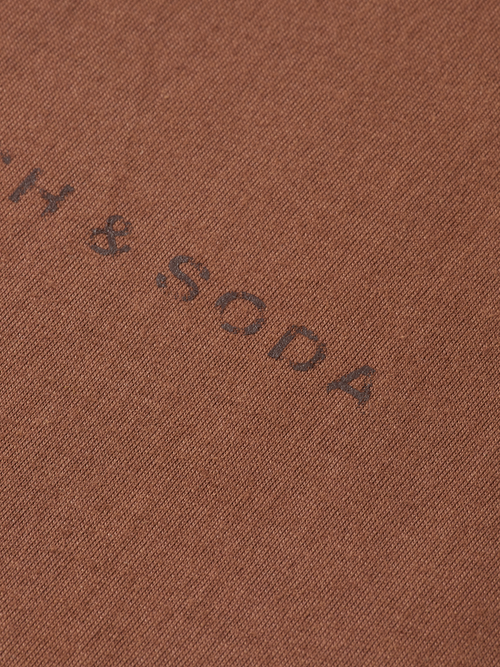 Seasonal core - Relaxed-fit logo t-shirt