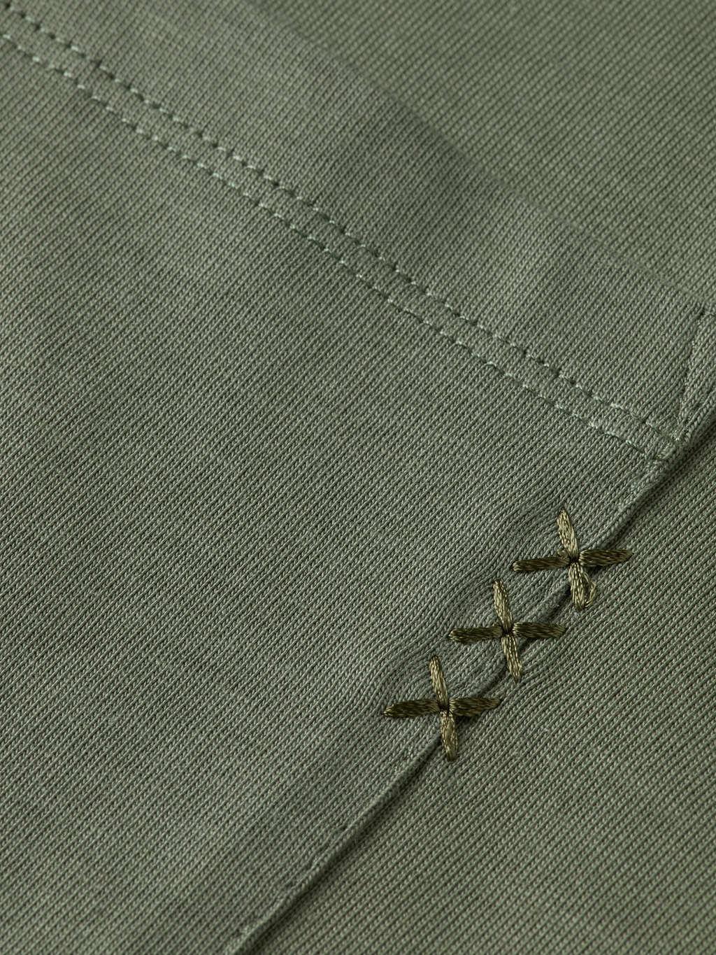 Seasonal Essentials 3 crosses pocket t-shirt