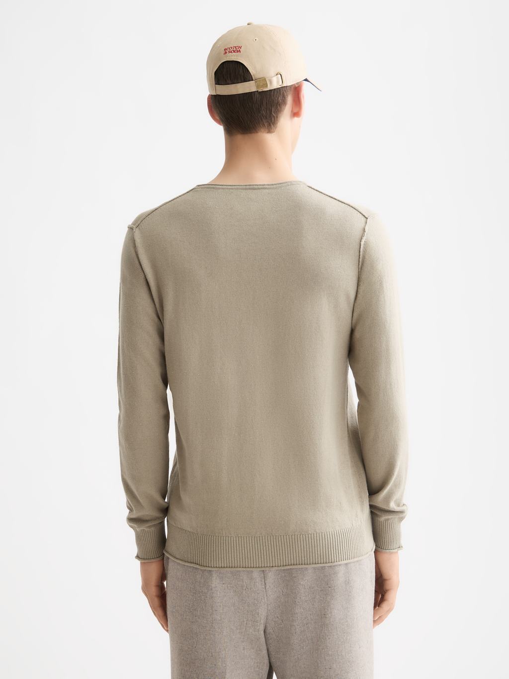 Wool blend pullover