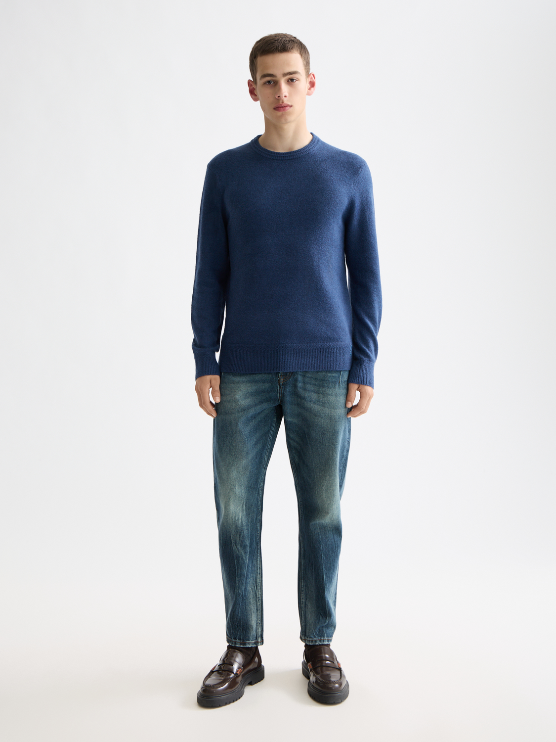 Soft knit regular fit crew neck