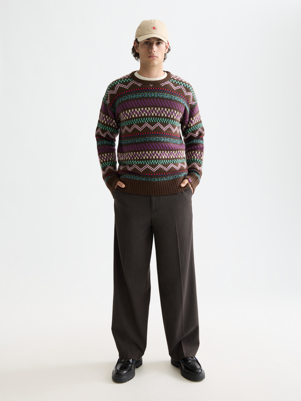 Jacquard dropped shoulder crewneck