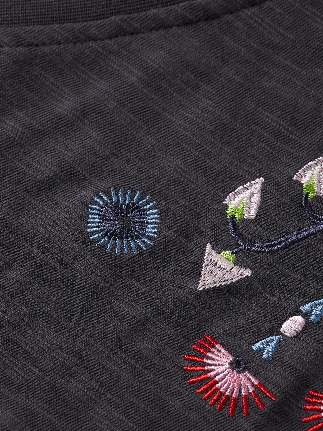 Embroidered V-neck T-shirt