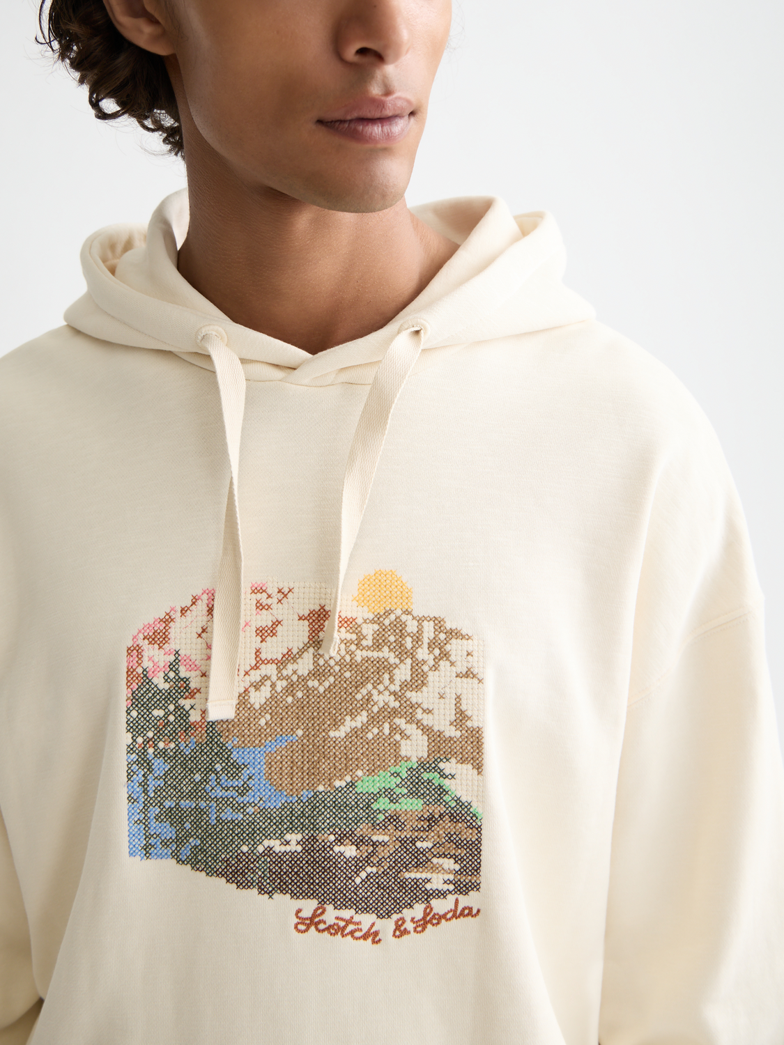 Loose Embroidered Artwork Hoodie