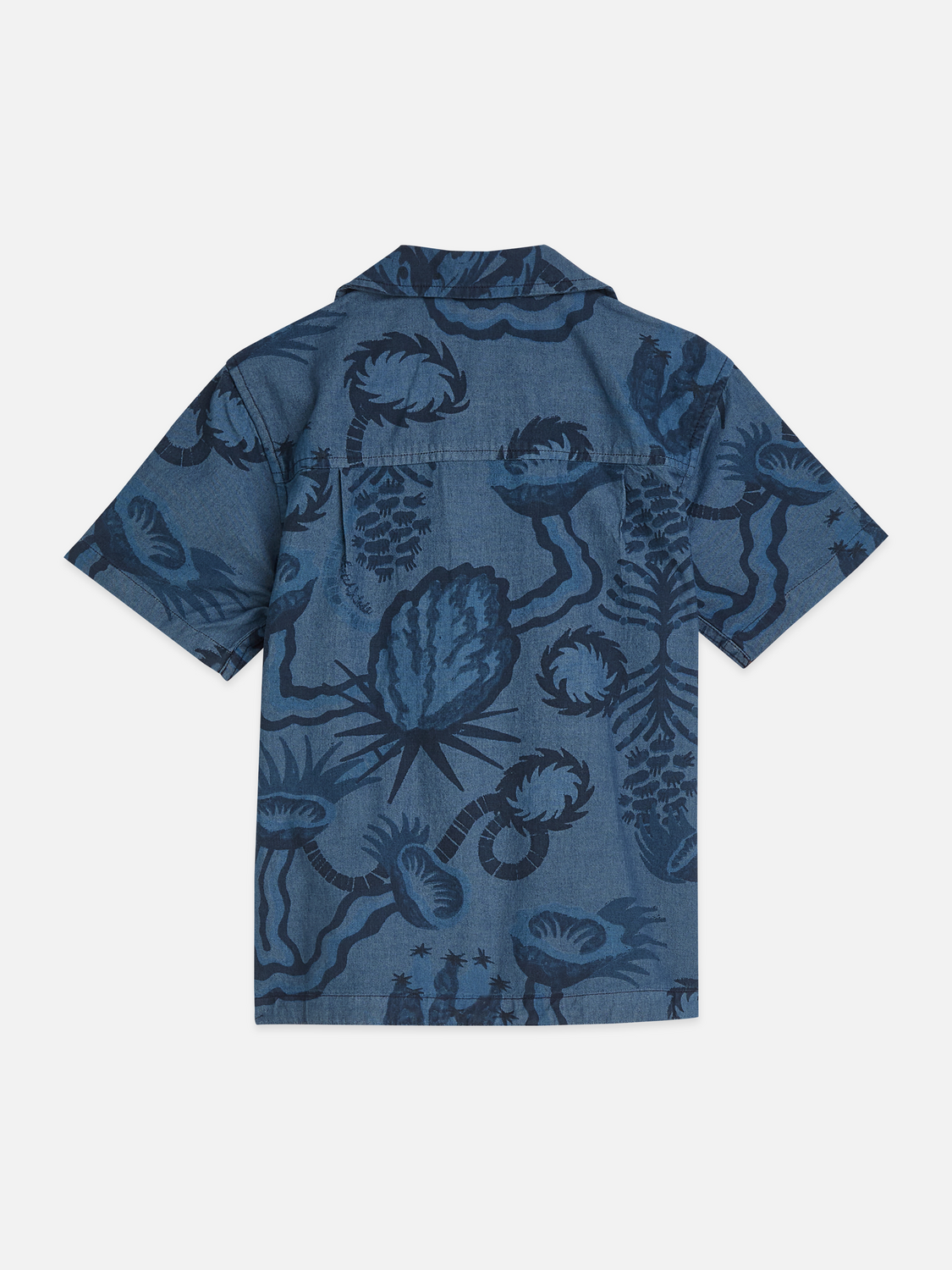 Allover print chambray shortsleeve shirt