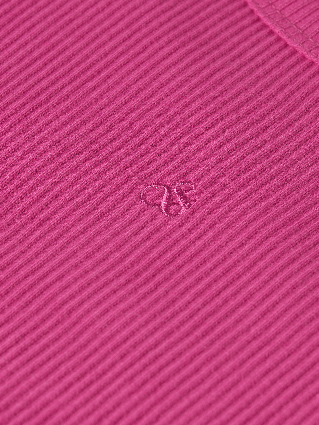 Girls Seasonal Essentials ribbed slim T-shirt