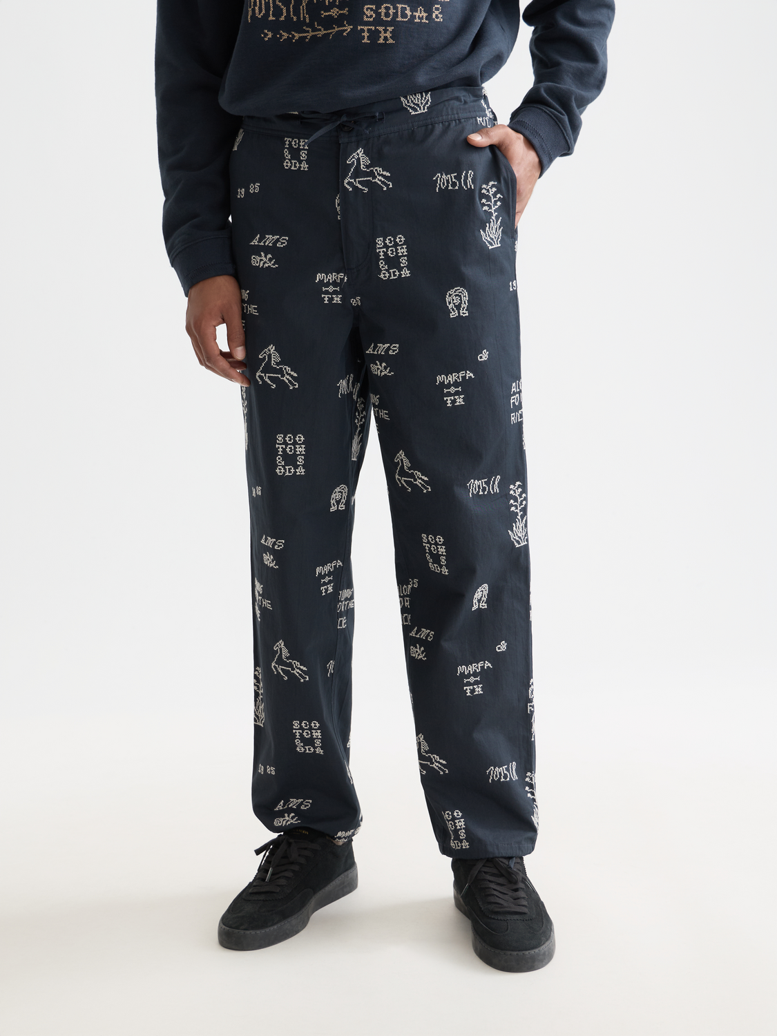 Embroidered cotton-blend relaxed straight chino