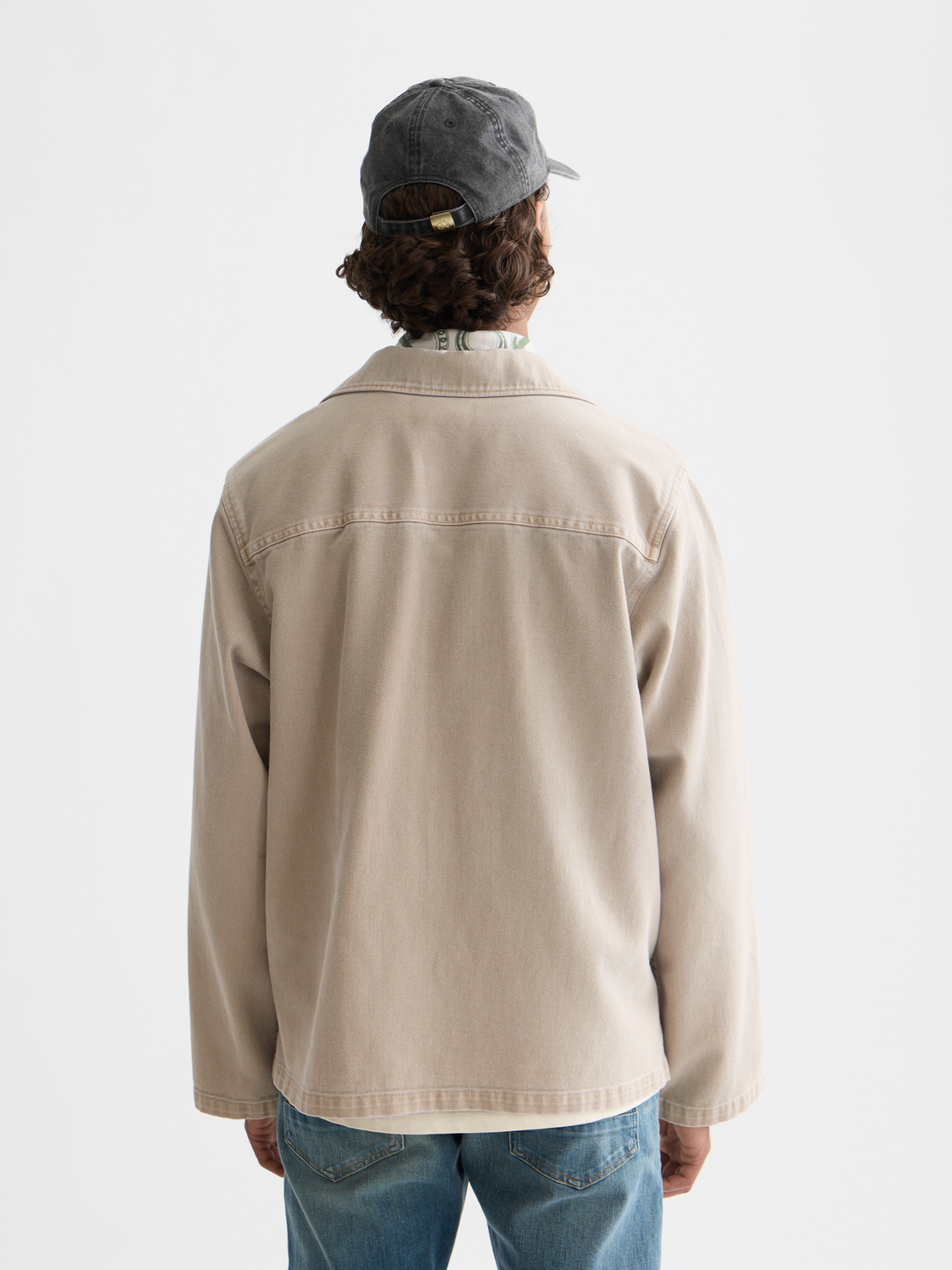 Half closure washed overshirt