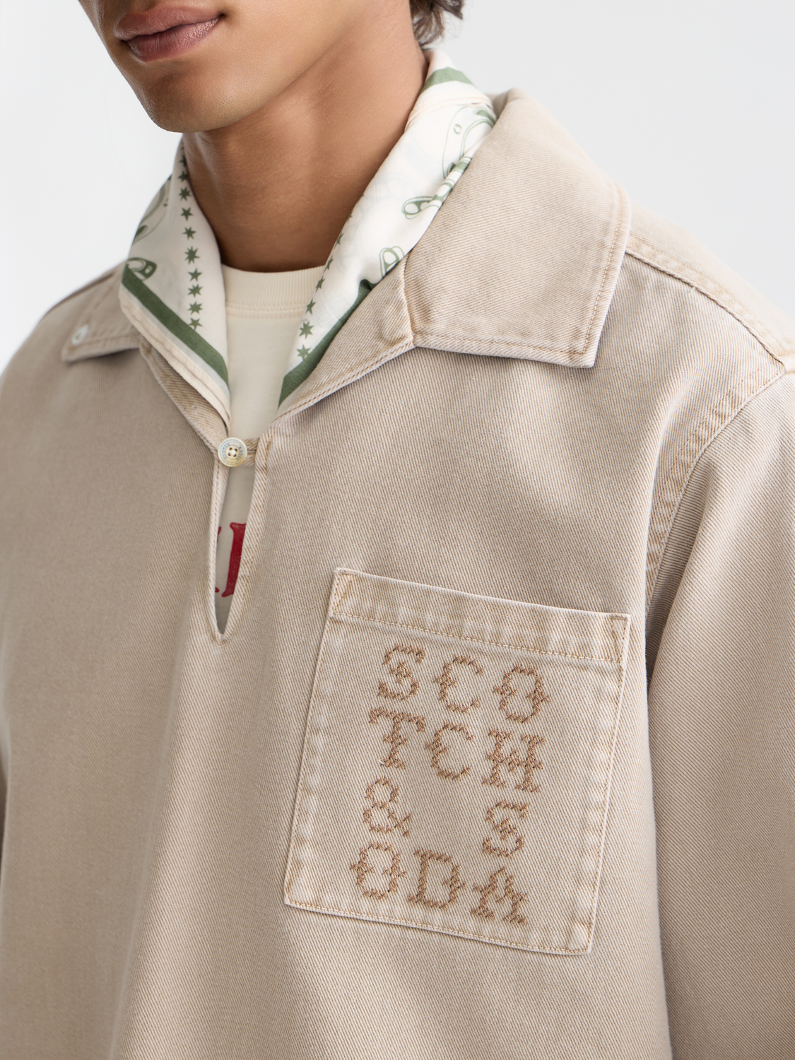 Half closure washed overshirt