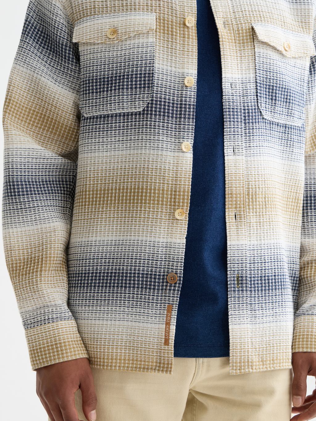 Waffle structure stripe shirt