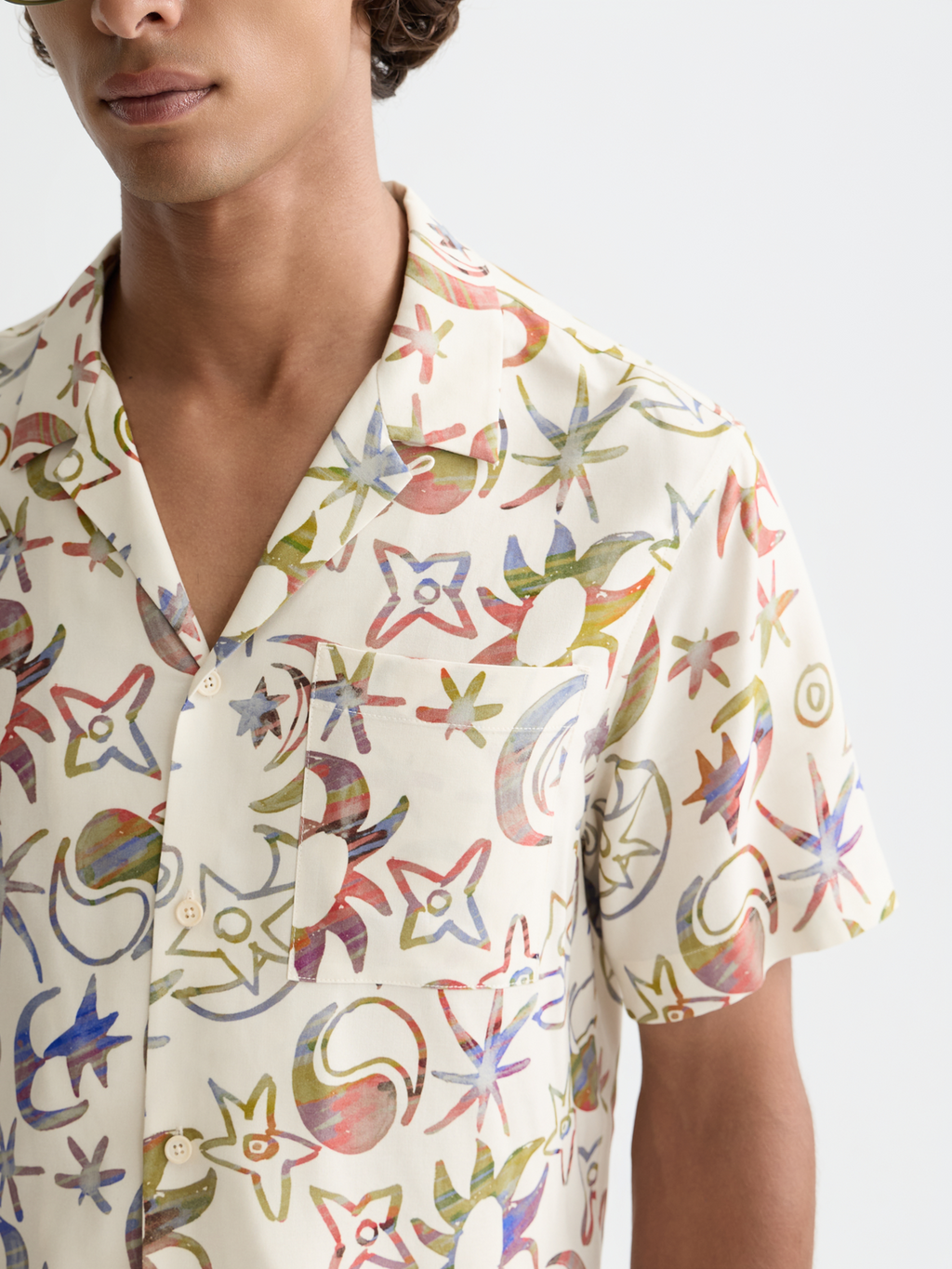 Printed viscose short-sleeve shirt