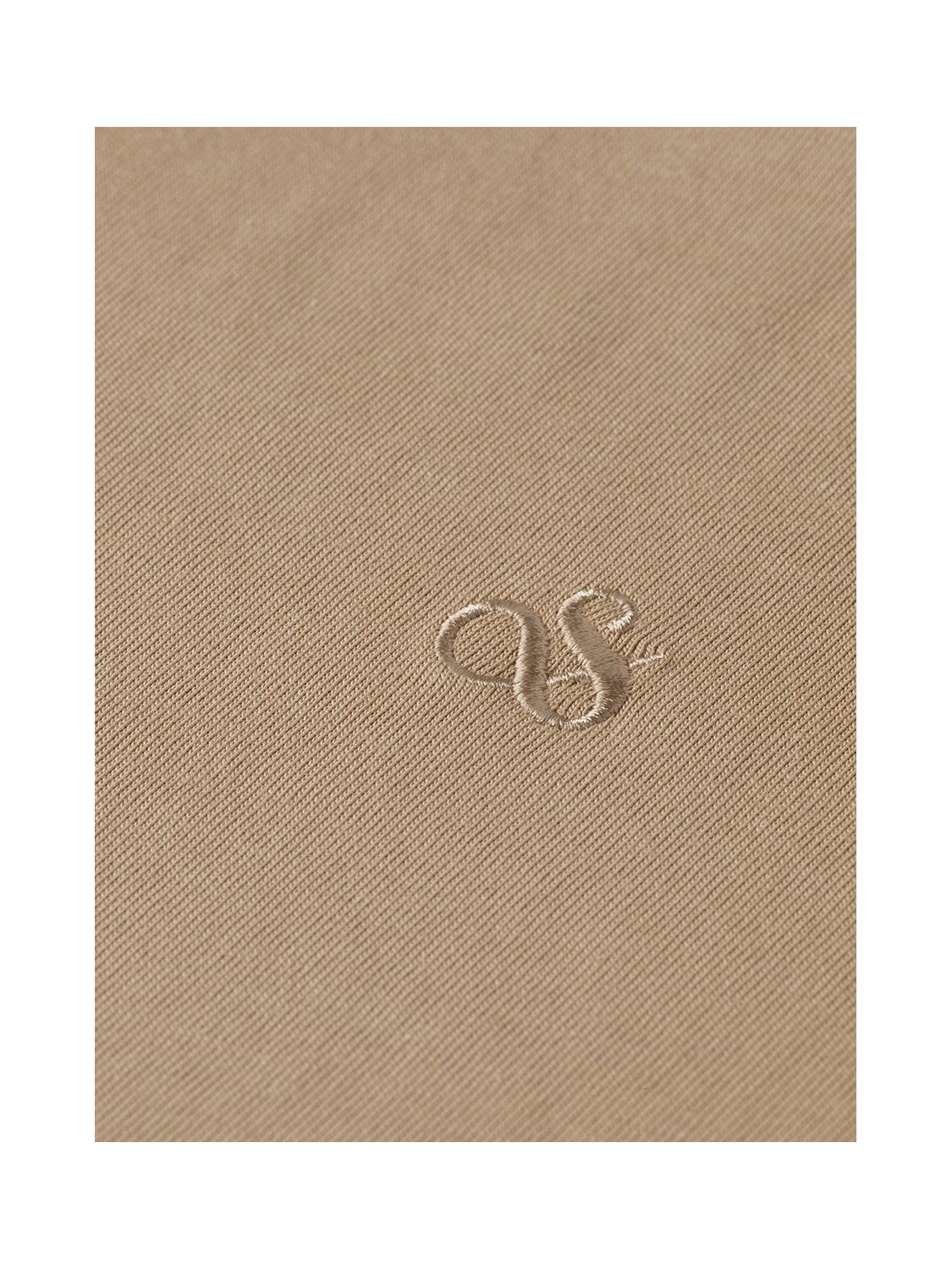 Seasonal Essentials regular logo t-shirt