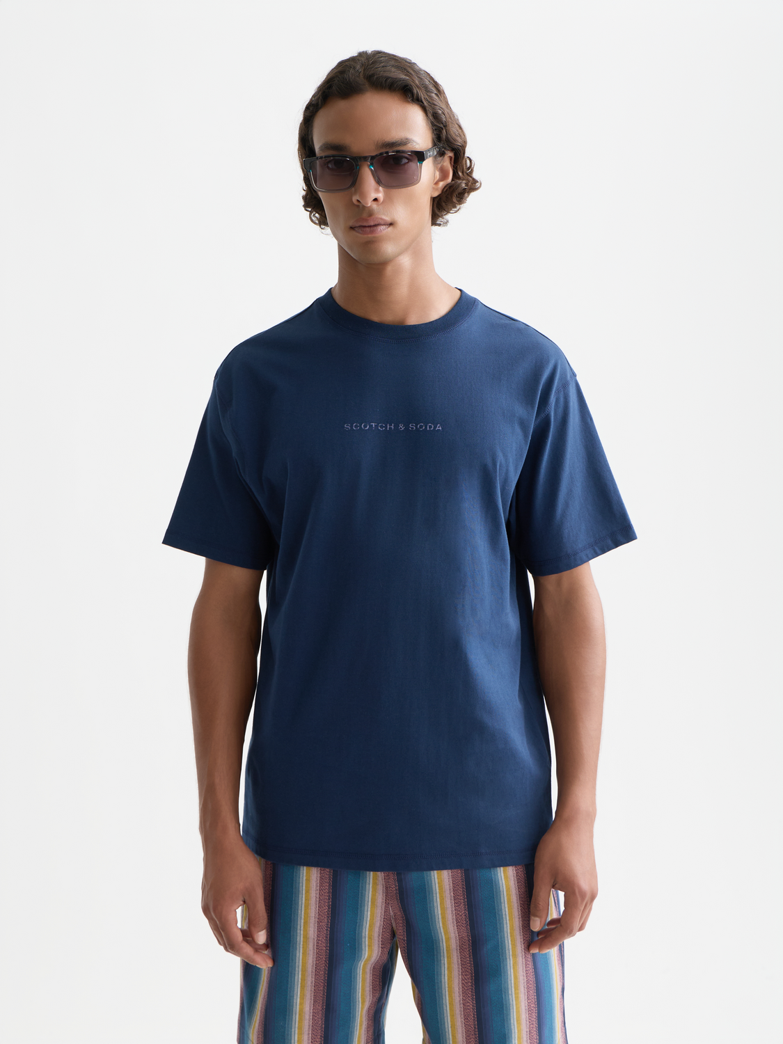 Seasonal Essentials artwork relaxed T-shirt - PAGEANT BLUE