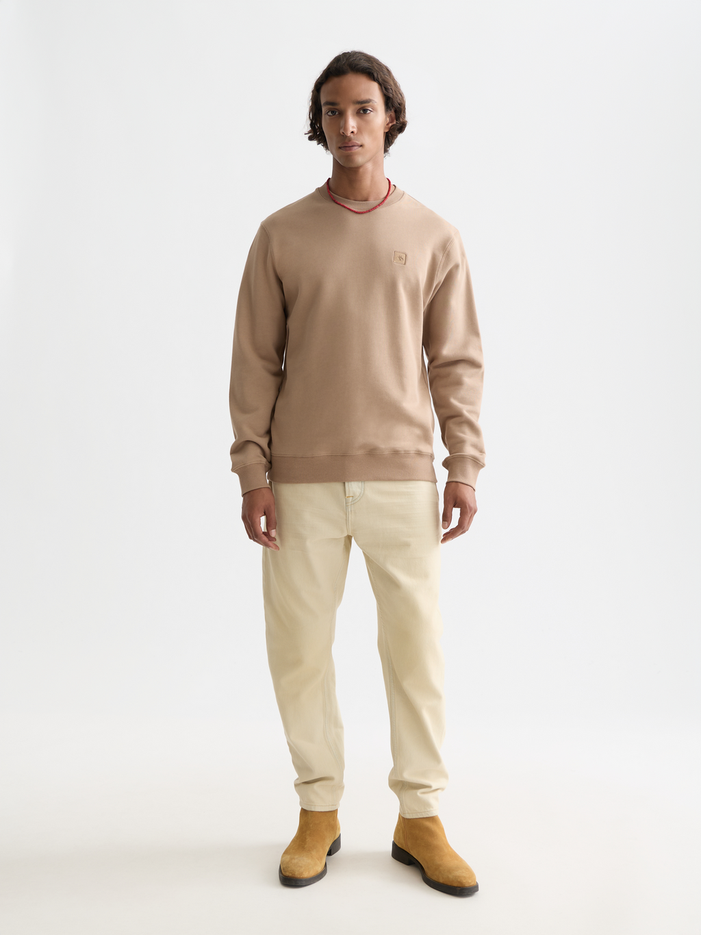 Seasonal Essentials logo badge sweatshirt - AMPHORA